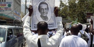 Haitian journalists demonstrate in Port-