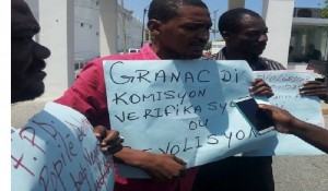 Haiti: Sit-in devant le Palais National pour une commission de vérification électorale