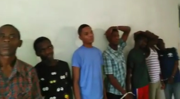 HAITI:  Présentation de 9 Bandits à la presse  ( Video 1 & 2 )