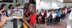 Monde: 14,000 pesos par renouvellement de permis pour 130,000 haitiens en RD
