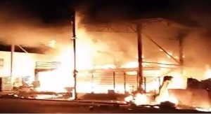 Haiti: Le marché public de Bizoton à Carrefour incendié