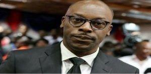 Haiti: Le sénateur Nawoom Marcelus victime d’un AVC en plène séance se fait soigner en Floride