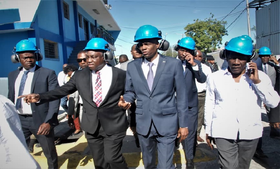 Haiti: Le Président Jovenel Moïse visite les centrales électriques de Varreux