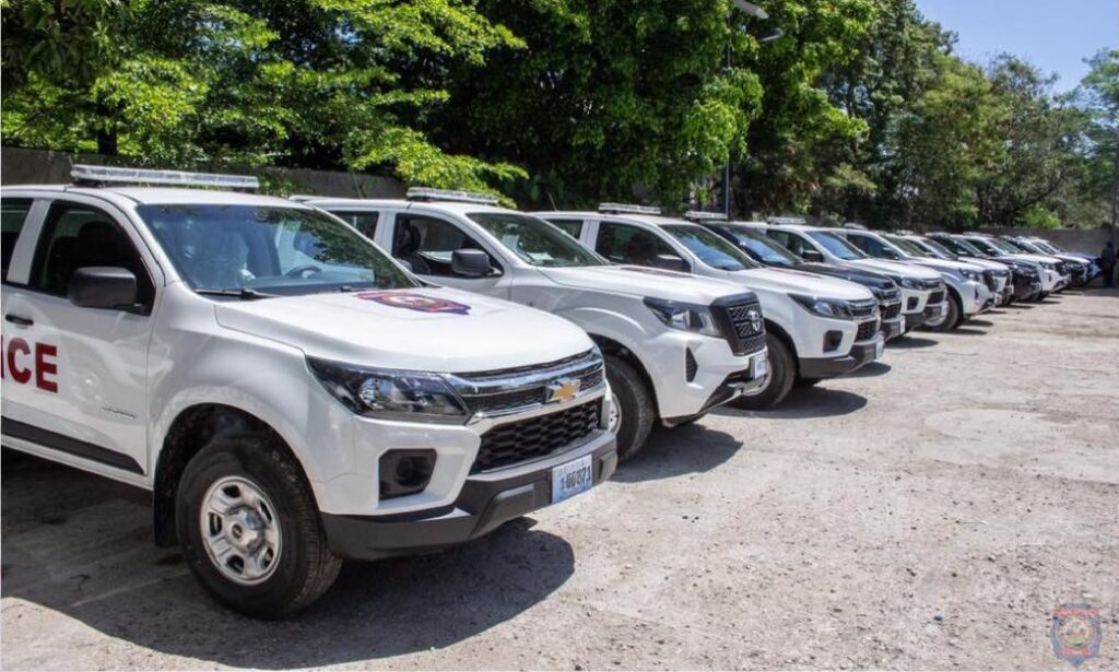 Haïti:  Remise d’un lot de 16 véhicules à la direction générale de la Police Nationale